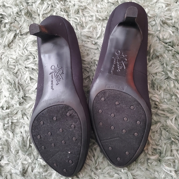 Black 2 inch Life Stride Heels, size 8.5 - Picture 3 of 3